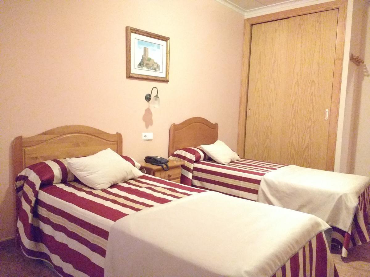 Hotel Meson El Castillo Bañeres Zewnętrze zdjęcie